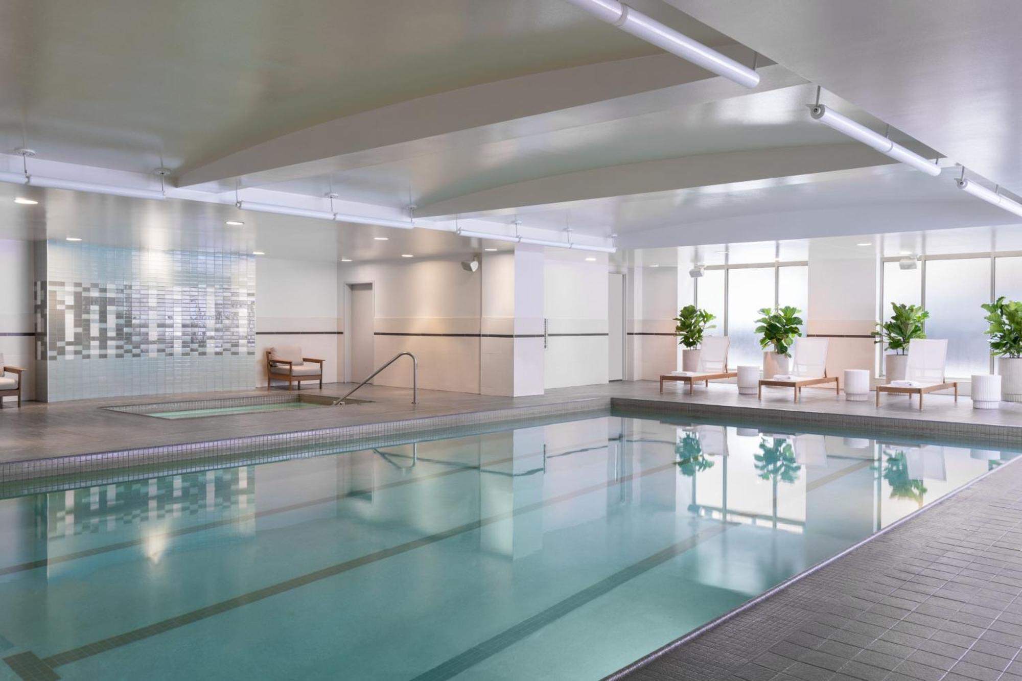 The Westin Book Cadillac Детройт Экстерьер фото